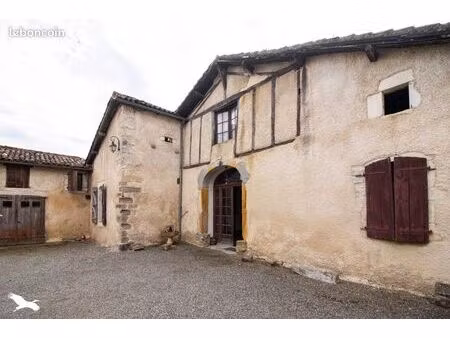 ferme 6 pièces 240 m²