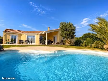 maison moderne 3 chambres avec piscine chauffée – calme et plein sud