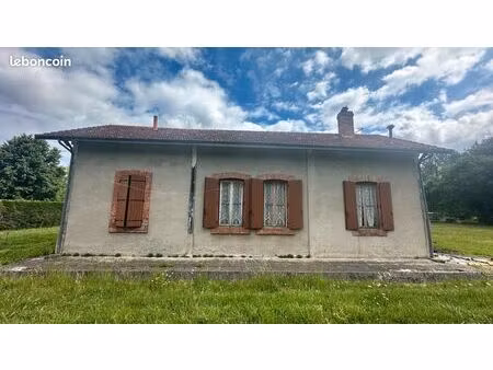 propriété 4 pièces 85 m²