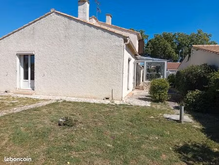 villa 4faces sur terrain de 700m2