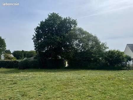 terrain 368 m² pluvigner