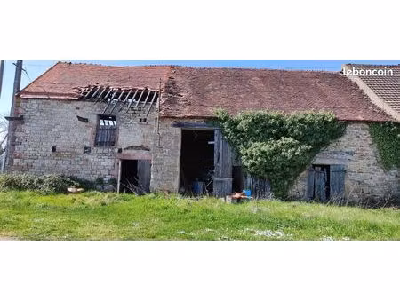bâtiment en ruines