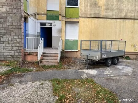 vends immeuble à rénover