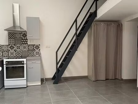 studio indépendant avec mezzanine