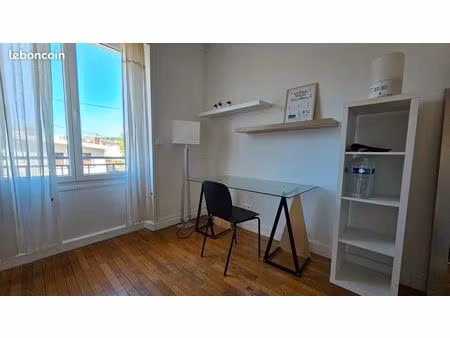 studio 26m2 - totues charges incluses -