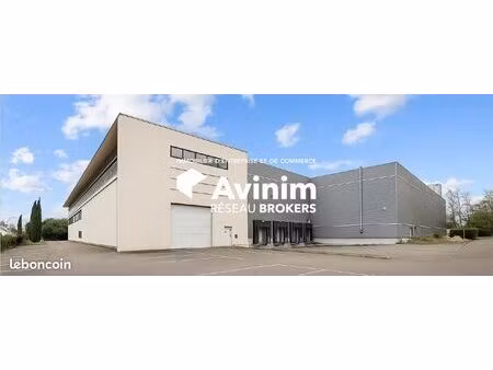 local 7096 m² romainville