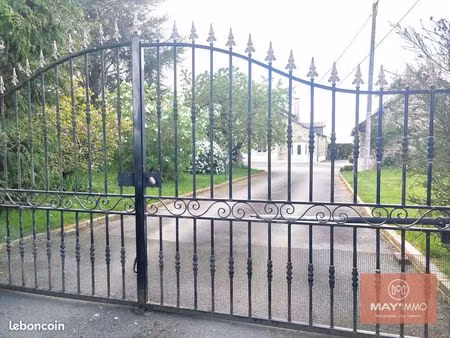 propriété 8 pièces 190 m²