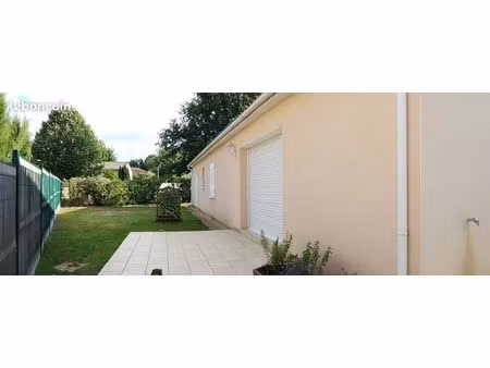 plain pied avec 4 chambres  secteur résidentiel