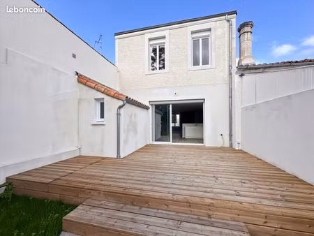 maison rénovée t3 84 m² – jardin – terrasse – garage 24 m² – double accès rue – quartier d