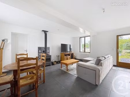 maison 4 pièces 95 m²