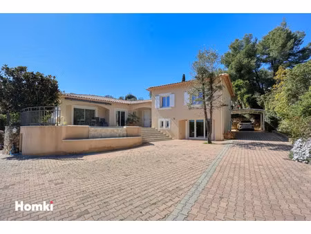 villa de luxe à vendre à la cadière-d'azur