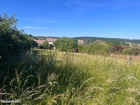 terrain à hurigny