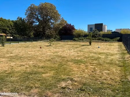 ◊ terrain à bâtir 706 m² – impasse – exposition sud-est – monchaux-sur-écaillon