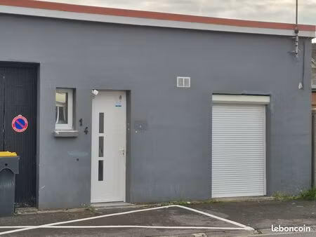 local commercial ou professionnel à avion