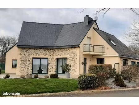 maison 6 pièces 181m²