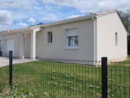 vends maison de 2024