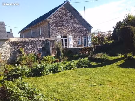 loue une maison meublée