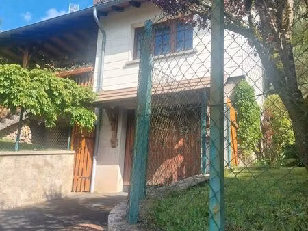 maison familiale atypique de 182 m² avec terrain de 11 ares – vente longue