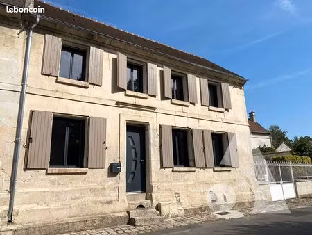 maison 5 pièces 177 m²