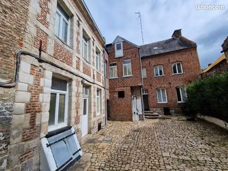 immeuble 3 logements (poss 4) + garage 2 voitures