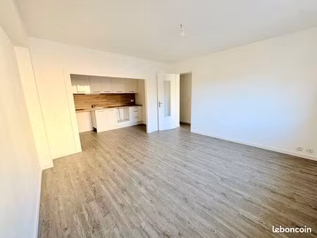 appartement 3 pièces 58 m²
