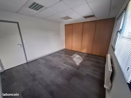 à louer – bureaux professionnels – proche dinan
