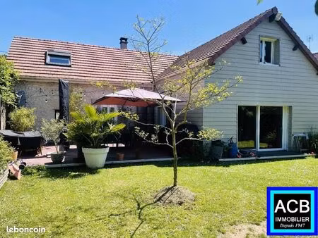 maison 6 pièces 151 m²