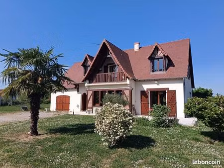maison 7 pièces 171 m²