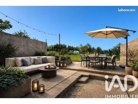 maison 8 pièces 181 m²