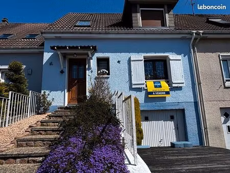 maison familiale avec jardin au calme. agences s'abstenir