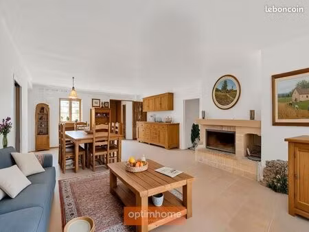 maison 7 pièces 186 m²