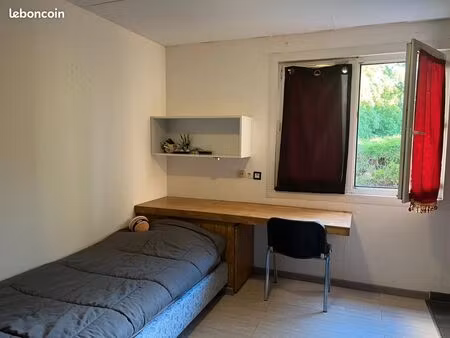 vends studio sur la campus illberg
