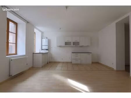 appartement 3 pièces 60 m²