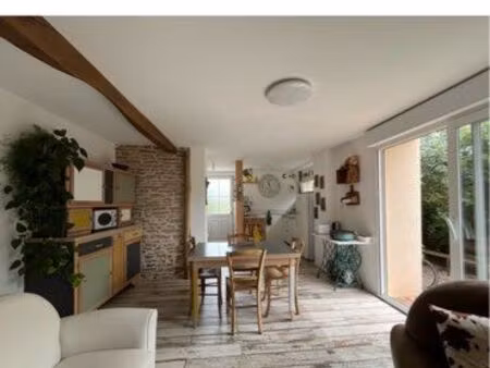 charmante petite maison hurigny