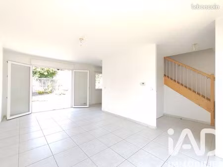 maison 3 pièces 64 m²