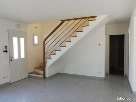 maison récente bbc de 143m² - ormes  proche du centre