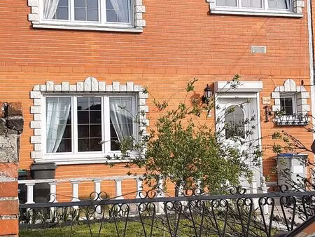 maison mitoyenne de 100m2
