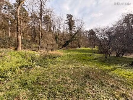 terrain sathonay camp