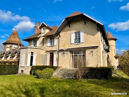 appartement 5 pièces 280 m²