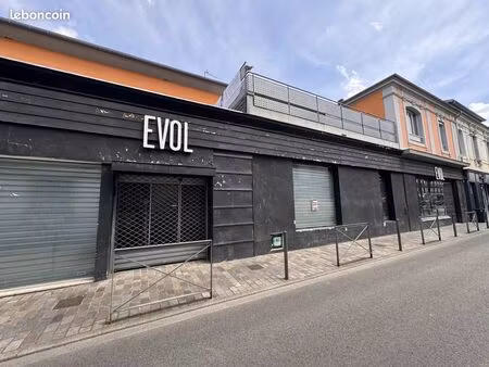 immeuble 9 pièces 441 m²