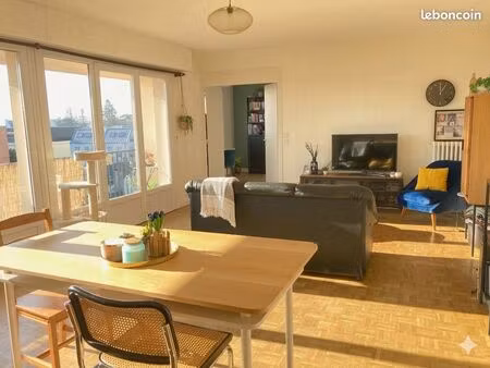 appartement t5 116 m2 lumineux avec balcon  box(/garage) et cave