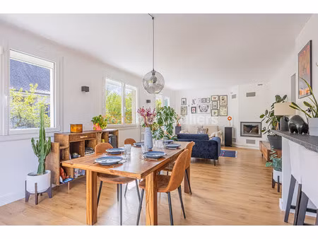 maison de luxe à vendre dans le quartier les couëts est