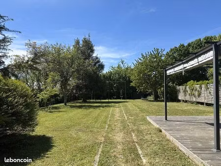 maison 7 pièces 157 m²