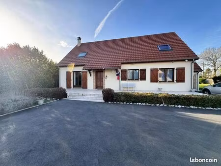 maison 5 pièces 208 m²
