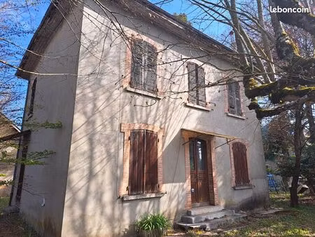 maison 6 pièces 111 m²