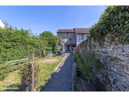 maison de village 4 pièces 78 m²