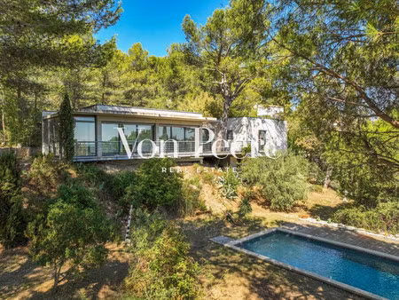 maison de luxe à vendre dans le quartier montagne des chèvres