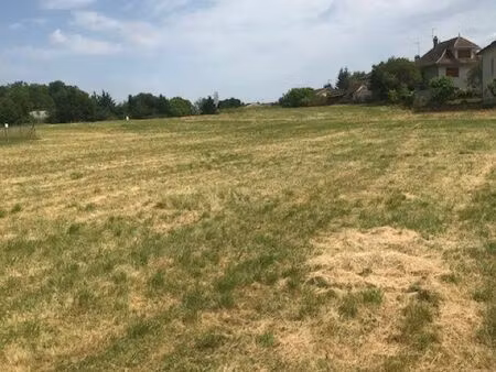 terrain bâtir 1080 m² viabilisé  19800 euros