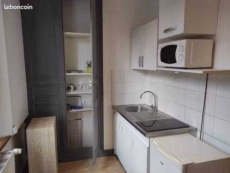 mini studio meublé