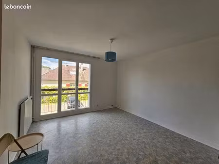 studio 1 pièce 29 m²